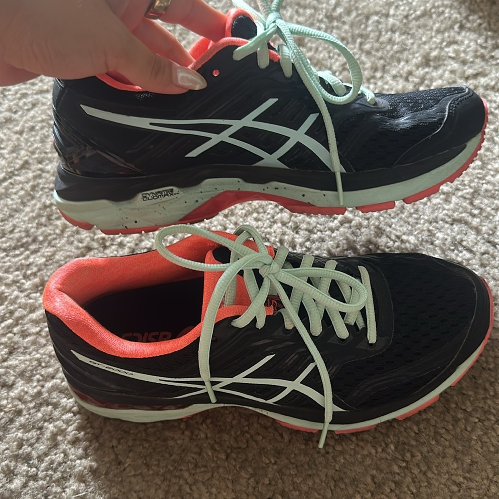 ASICS GT-2000 - Picture 4 of 9